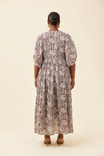 Load image into Gallery viewer, Wilma Maxi - Taupe
