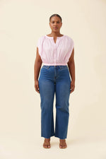 Load image into Gallery viewer, Rosa Reversible Crop Top - Light Pink
