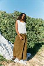 Load image into Gallery viewer, Frances Button Tank - White

