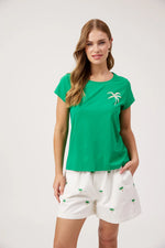 Load image into Gallery viewer, Congo Graphic T-Shirt - Green
