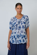 Load image into Gallery viewer, Teena Cotton Top - White/Blue

