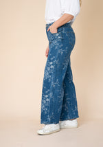 Load image into Gallery viewer, Flora Print Jeans - Denim

