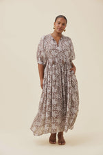 Load image into Gallery viewer, Wilma Maxi - Taupe
