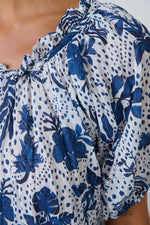 Load image into Gallery viewer, Teena Cotton Top - White/Blue
