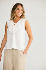 Load image into Gallery viewer, Elba Frill - White
