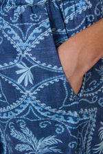 Load image into Gallery viewer, Ella Palm Pant - Blue

